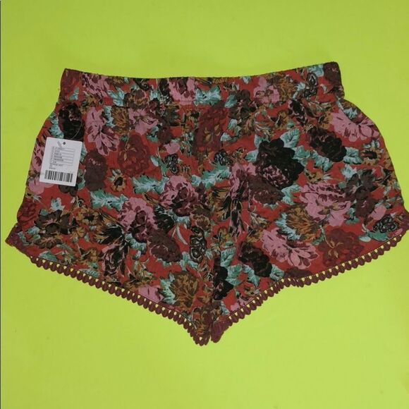Ecote Shorts NWT‎ - Picture 4 of 8